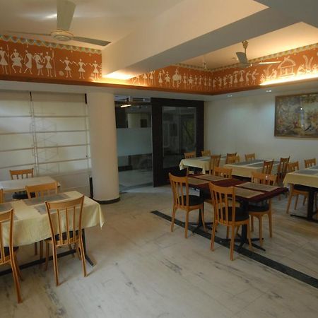 The Komfort Inn จัณฑีครห์ ภายนอก รูปภาพ