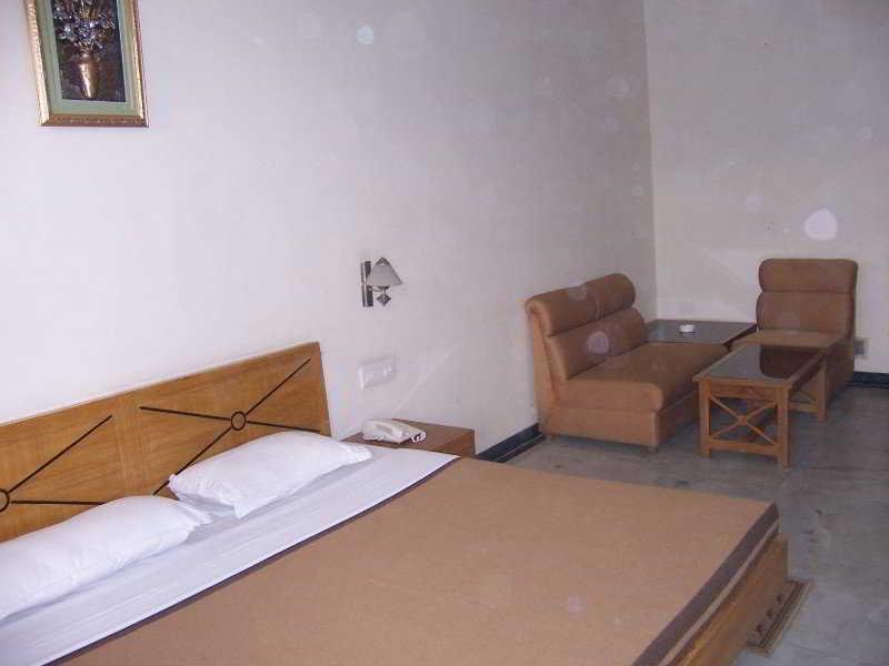The Komfort Inn จัณฑีครห์ ภายนอก รูปภาพ